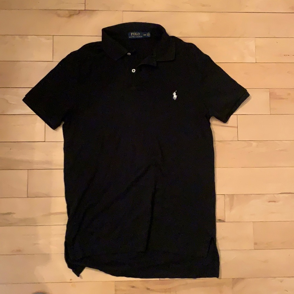 Men’s black Ralph Lauren polo shirt, like new!